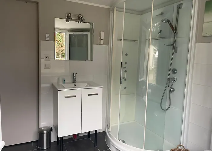 Alojamento de Acomodação e Pequeno-almoço Du Circuit